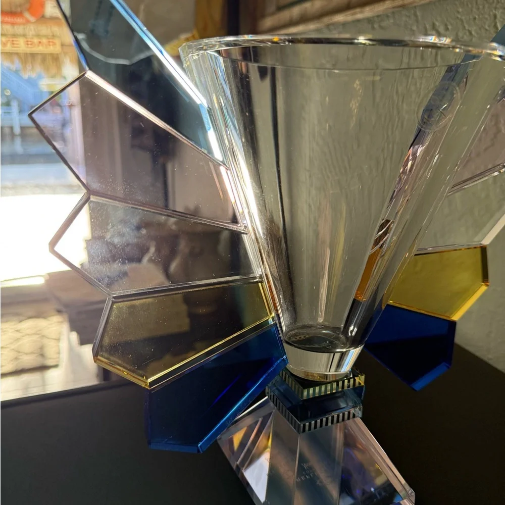 Luxury Sculptural Crystal Vase by Reflections Copenhagen – Neiman Marcus Excl
